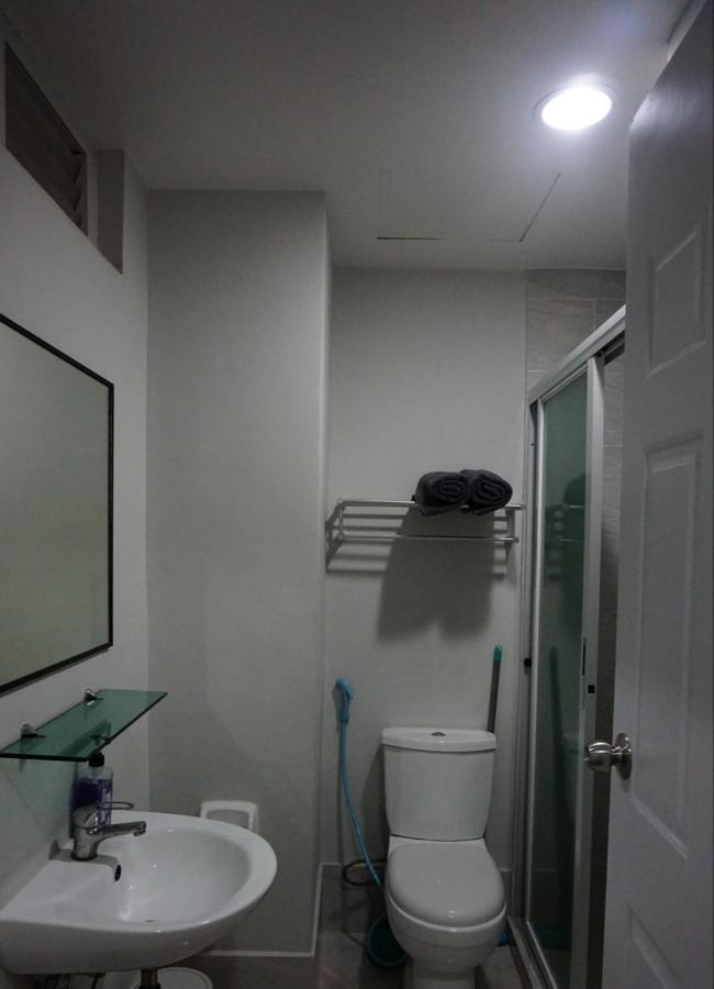 Cozy Condo Unit 5Mins From Mactan Cebu Int'L Airport With Netflix Lapu-Lapu City Exterior photo