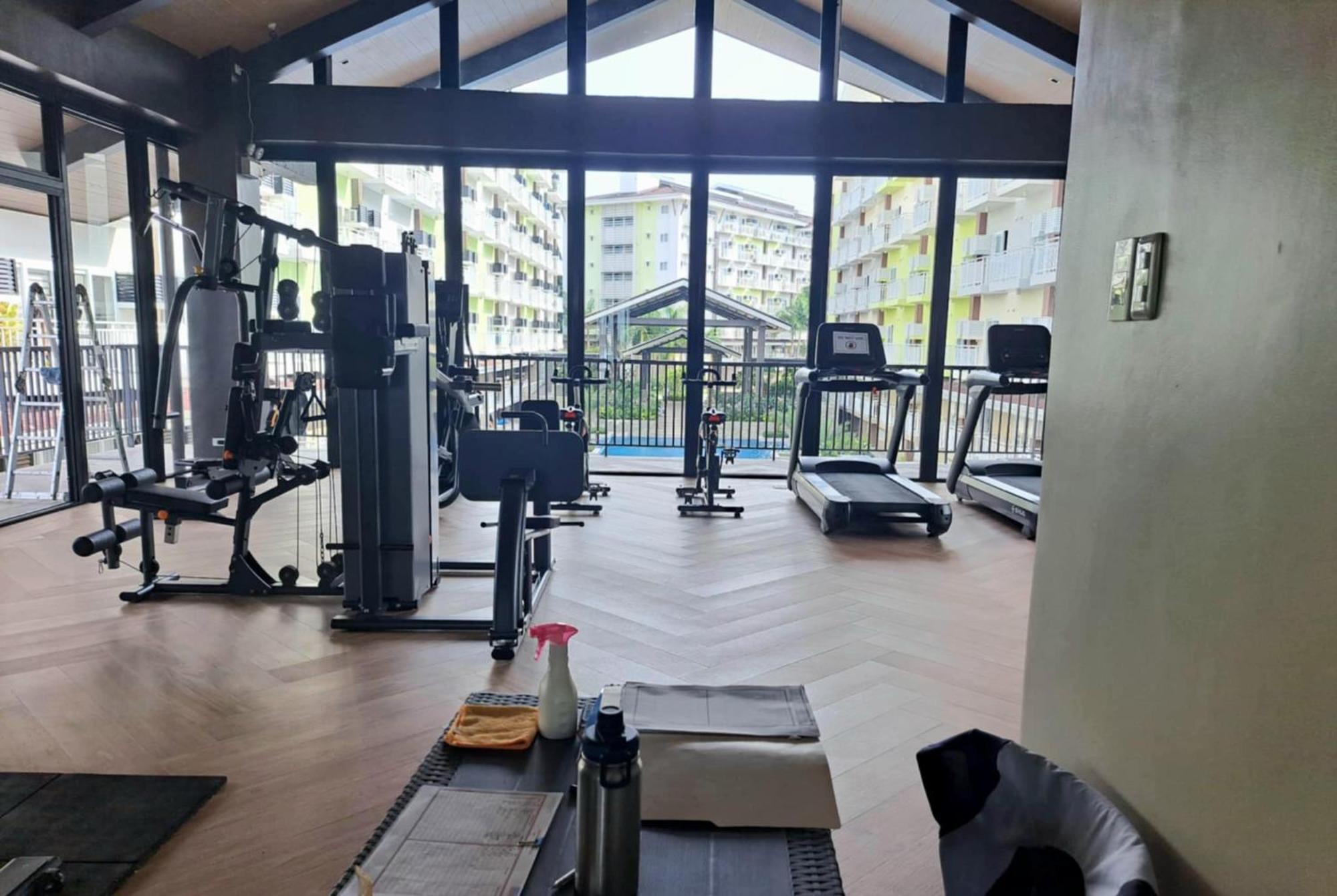 Cozy Condo Unit 5Mins From Mactan Cebu Int'L Airport With Netflix Lapu-Lapu City Exterior photo